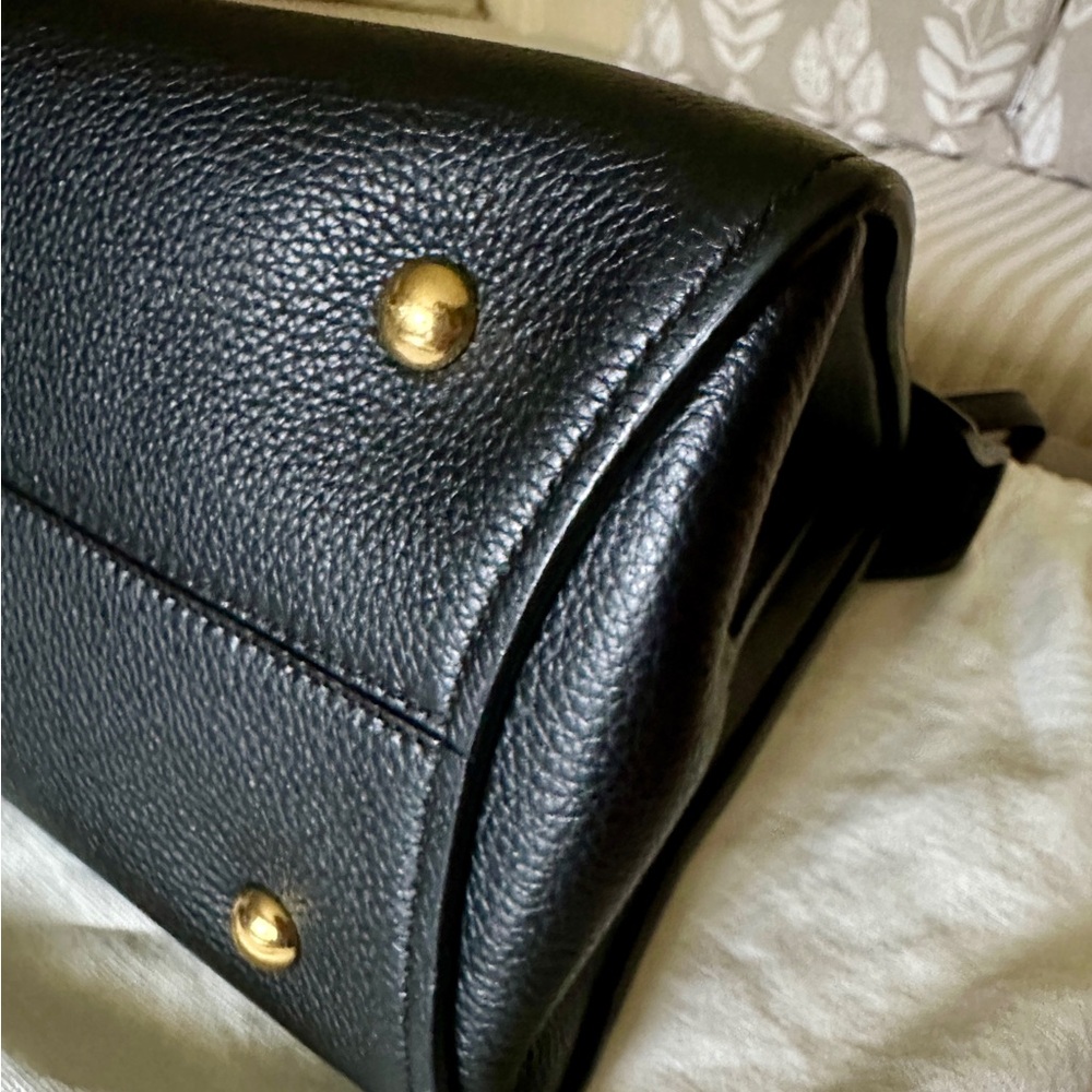 Salvatore Ferragamo Gancini Bag + scarf - Picture 7 of 16